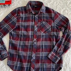 Van’s Long sleeve flannel size small ( unisex )